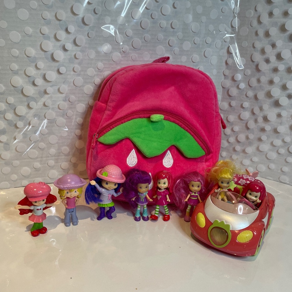 Strawberry Shortcake 🍰 bundle with plush backpack